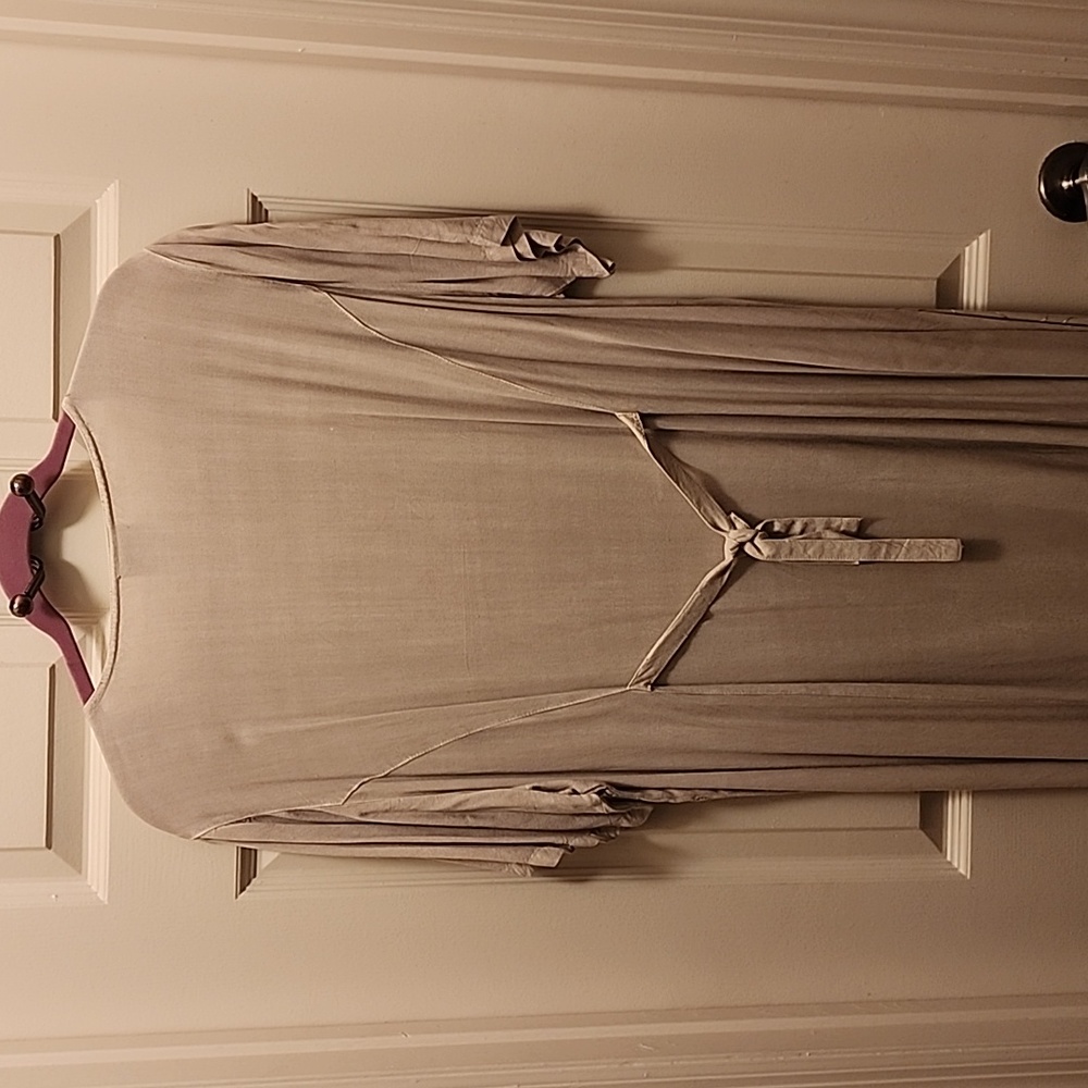Dress - Picture 4 of 4